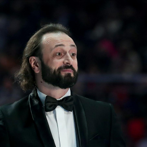 Авербух показал фото с Костомаровым без волос