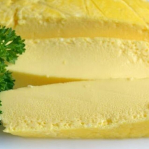 На вид и вкус похож на сливочный сыр: нежнейший омлет в пакете всего за 10 минут