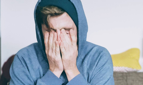 Метеозависимым людям подсказали способы легче перенести магнитную бурю